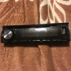 Pioneer radio