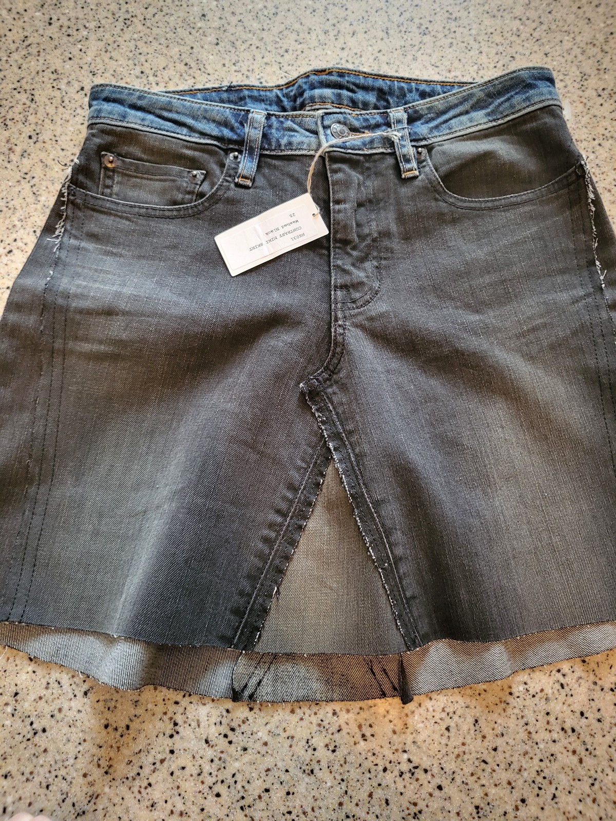 6397 Denim Skirt SZ 25 NWT