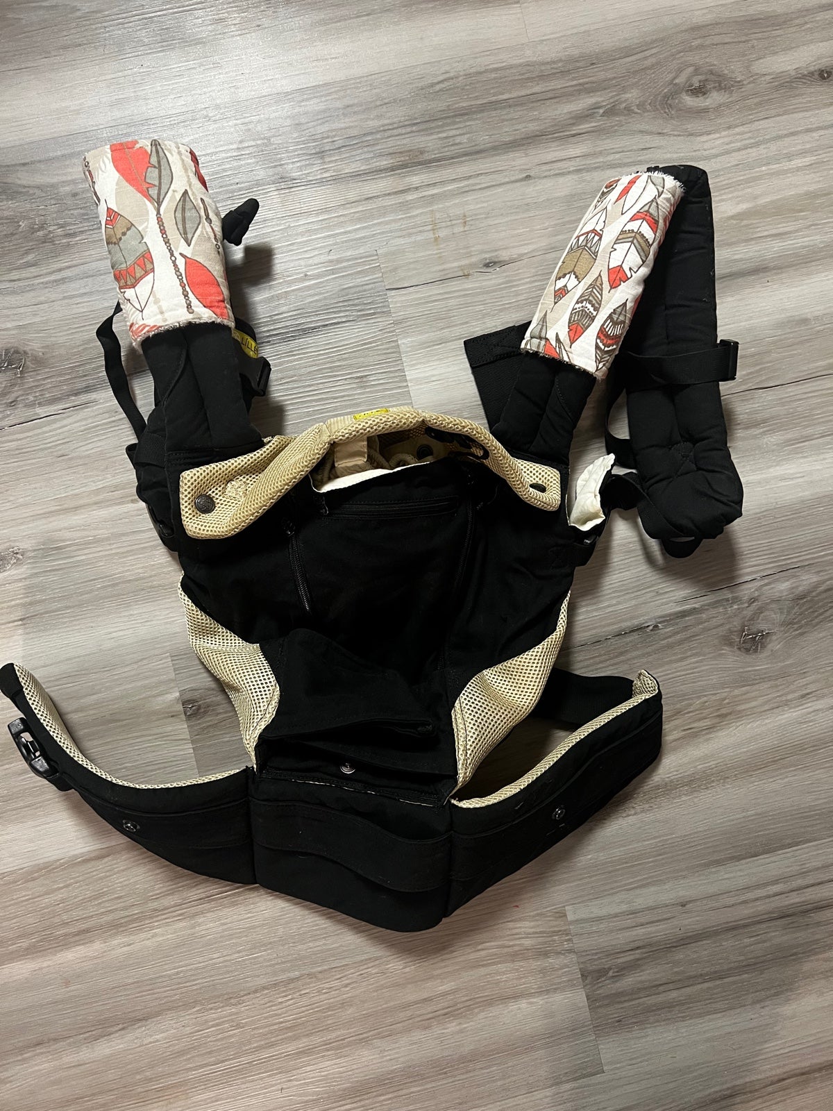 Lille baby carrier