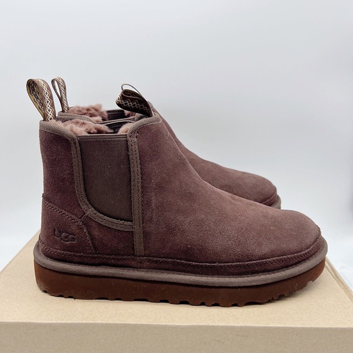 UGG Men's Neumel Chelsea Chestnut Brown Boots Size US 8 - NEW