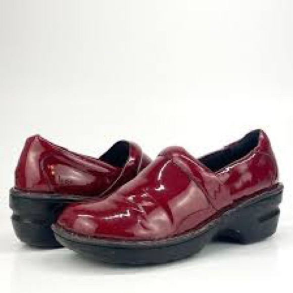 Boc red faux patent leather clogs women’s size 10 bright nurse professional