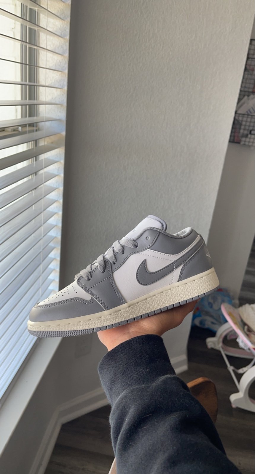 Jordan 1 vintage grey