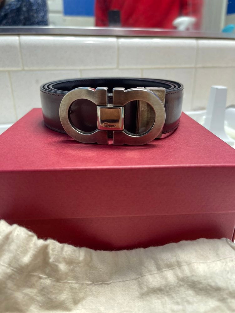 Salvatore Ferragamo belt size 42
