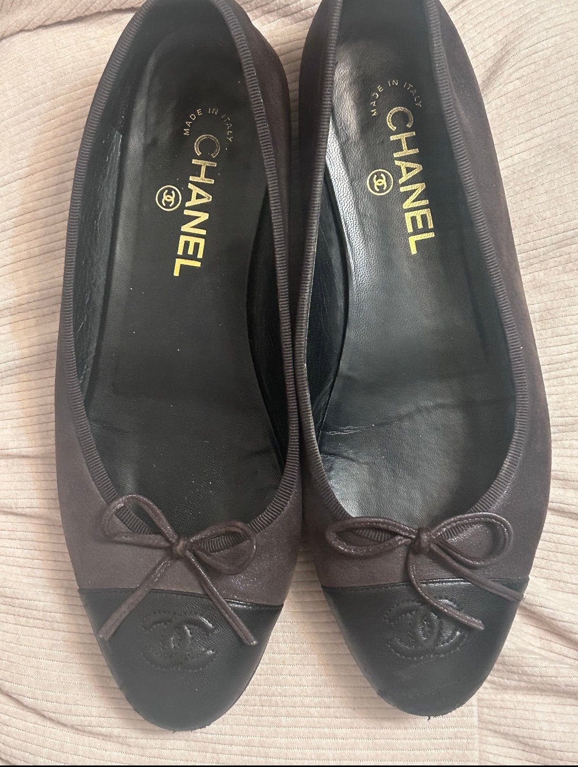Chanel leather brown flats size 9.5 UK 40
