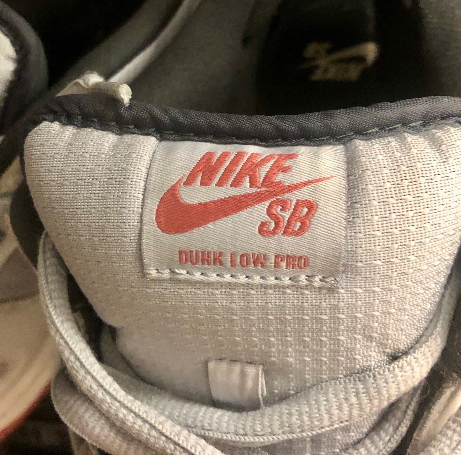 Nike SB Dunk Low Size shops 9.5