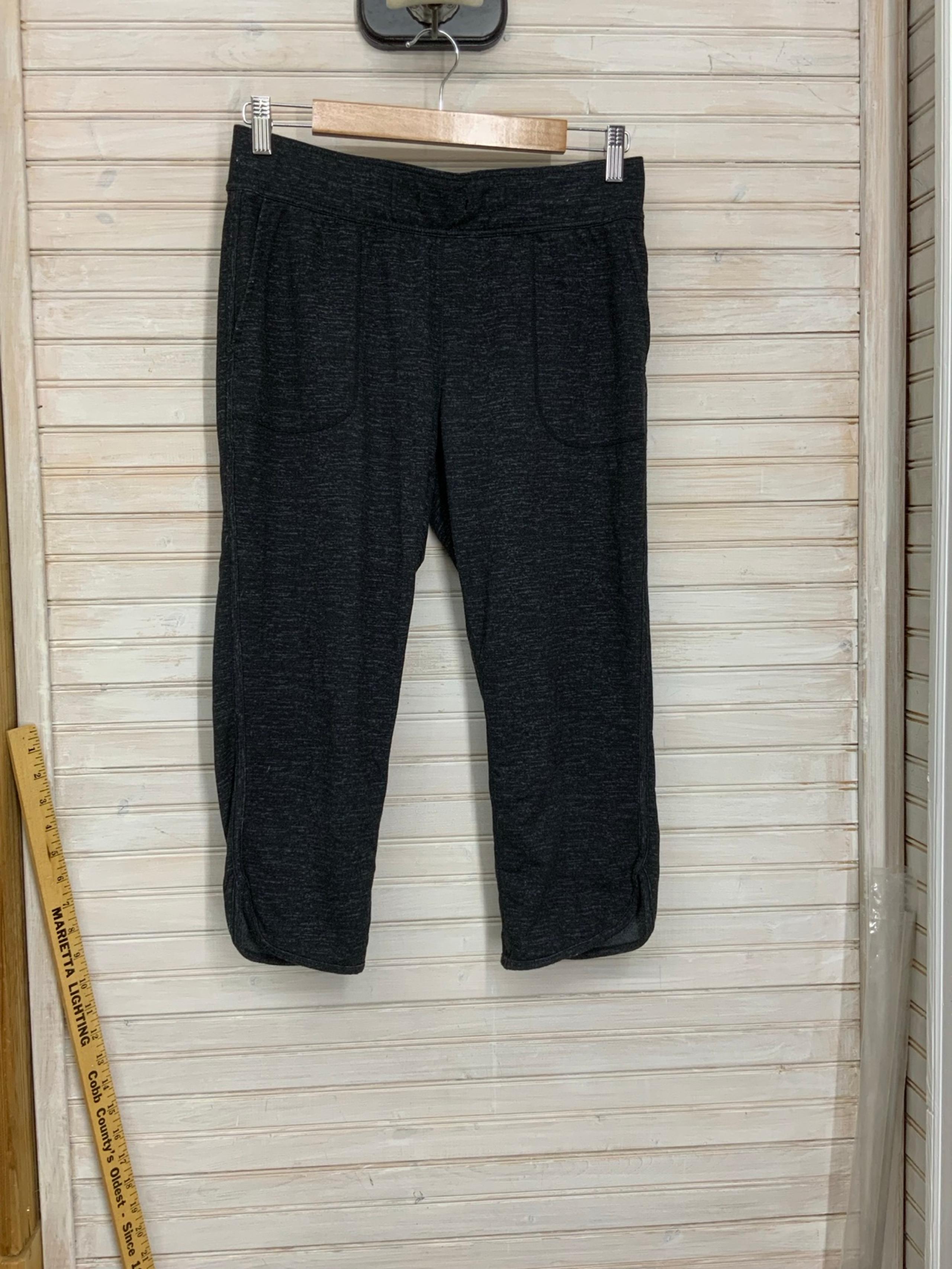 32* Heat Women’s S Lightweight Charcoal Capri Sweatpants