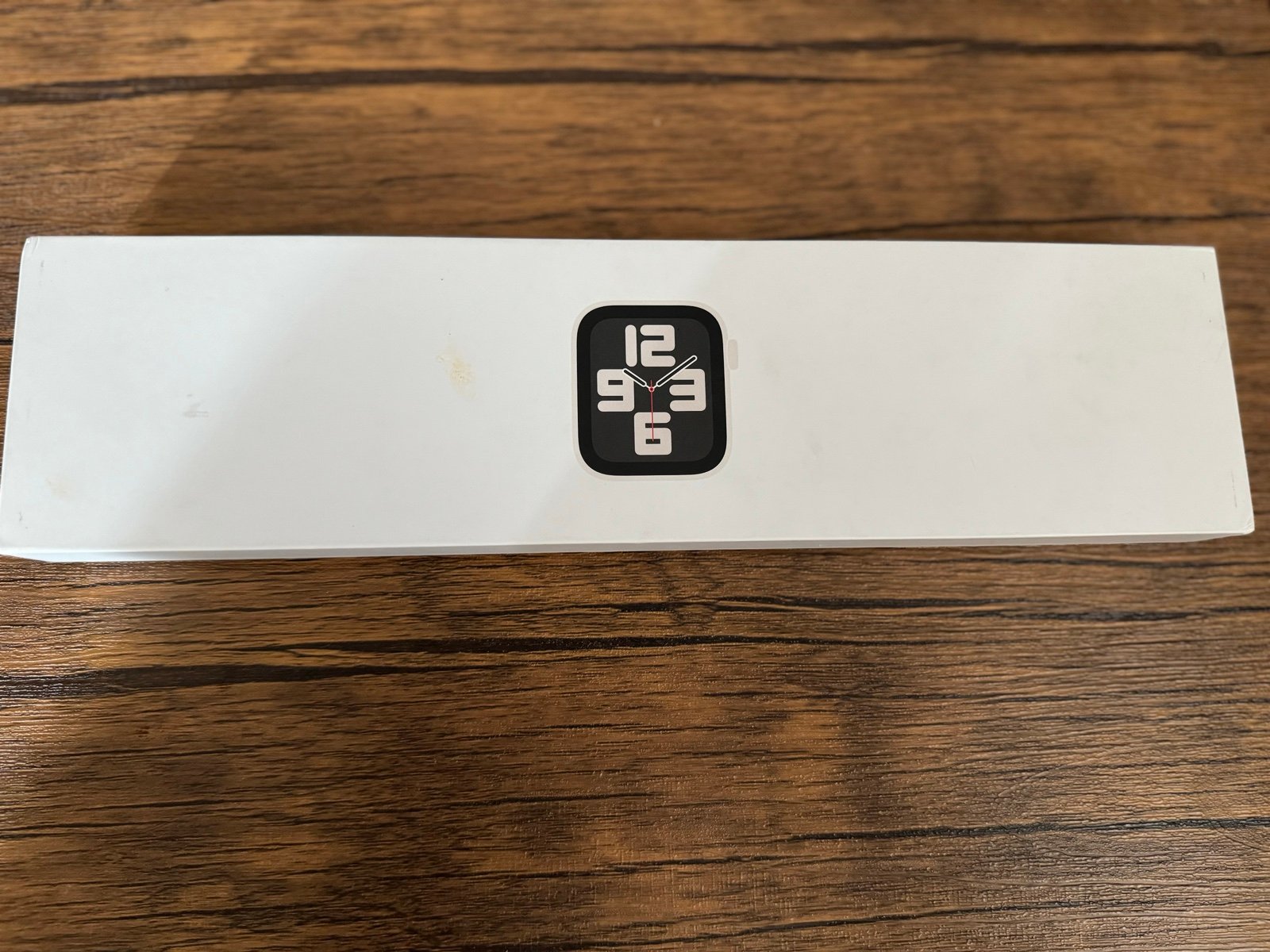 Apple watch SE 2nd Generation (GPS) 40mm Starlight Sport Band - S/M Starlight