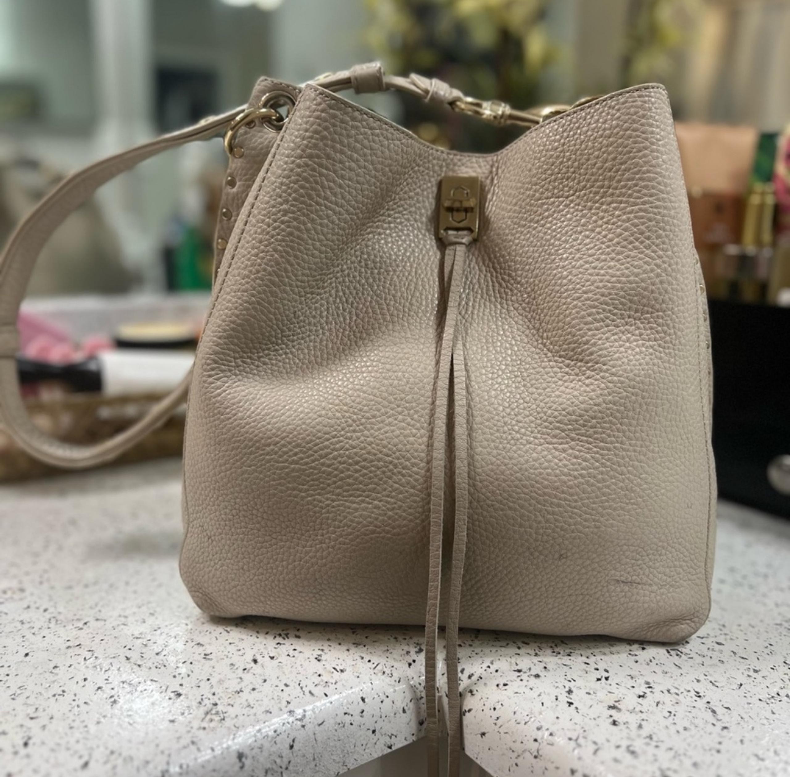 Rebecca Minkoff Cream Leather Shoulder Bag smoke free