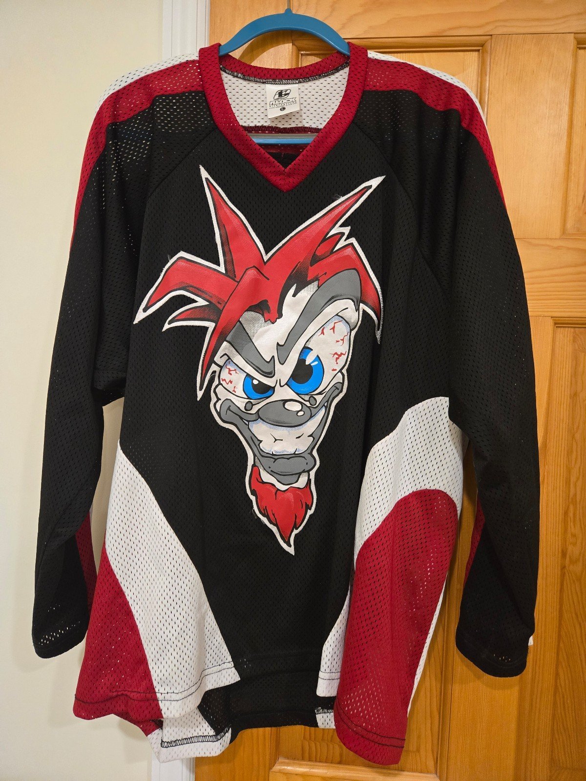 Ignore price as I determine value. Any jugallo heads with jersey info dm me