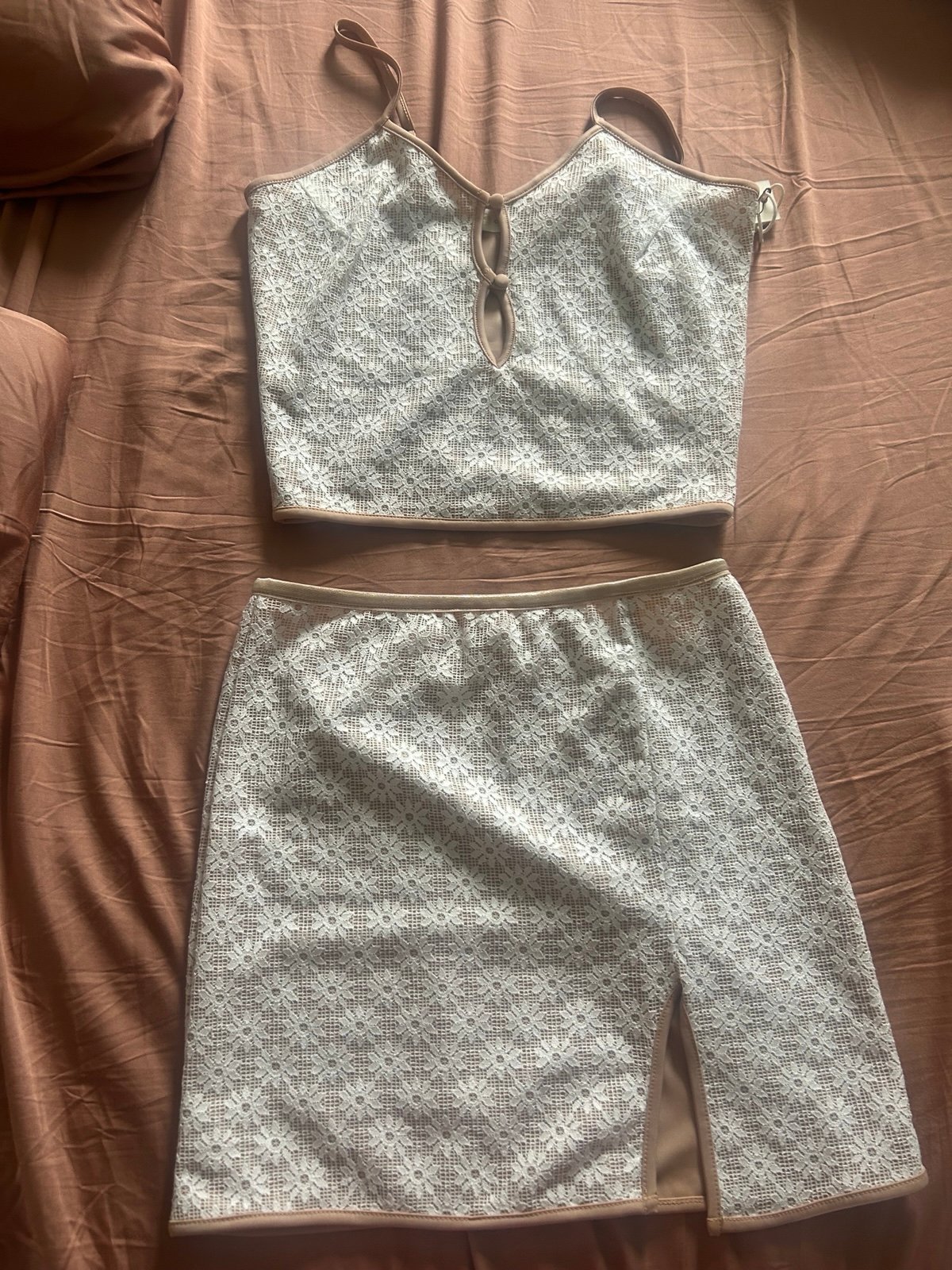 Chic Two-Piece Lace Set – Crop Top & High-Slit Skirt