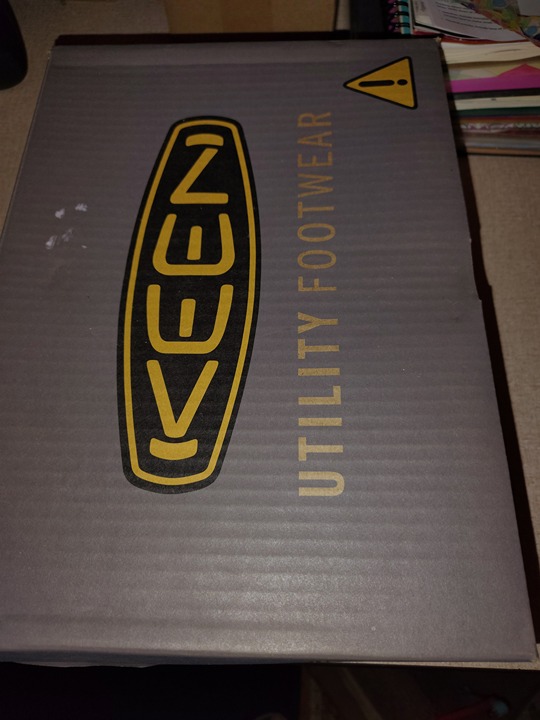 KEEN Utility Women’s Vista Energy Sneaker Composite Toe Work Shoes - SIZE 10 M