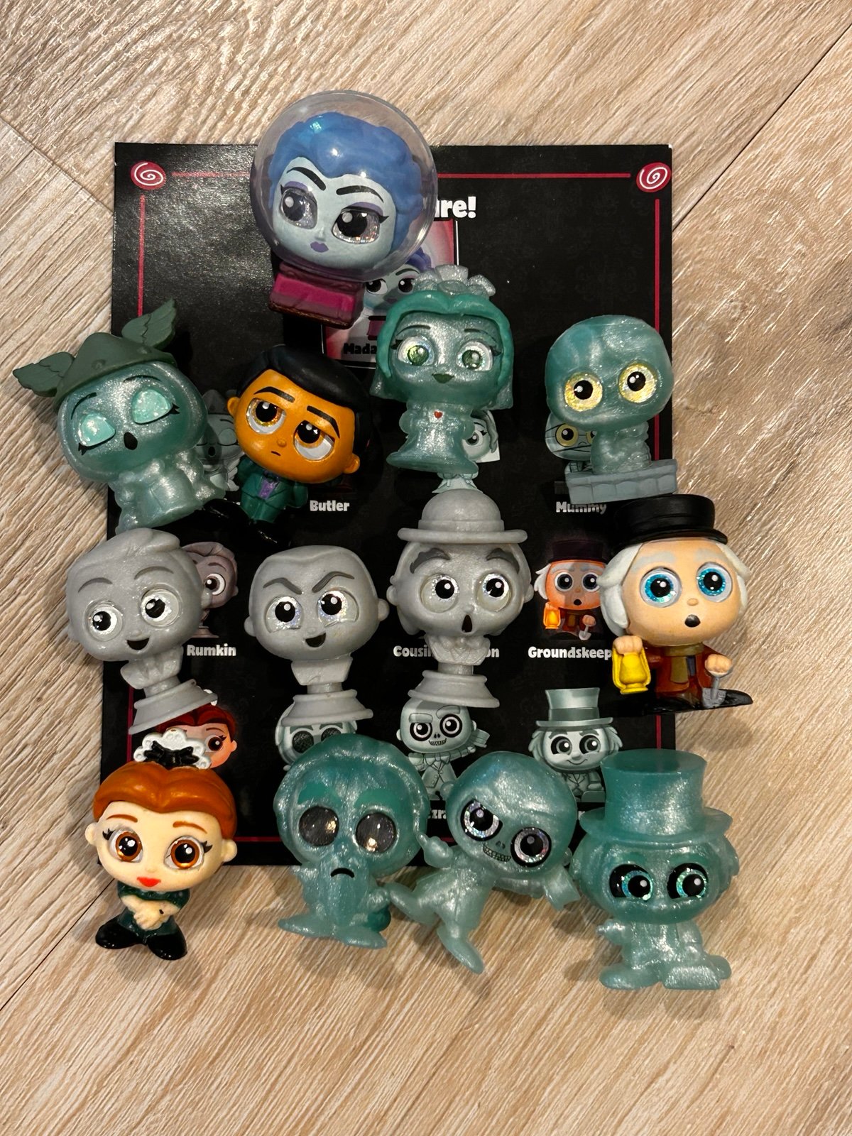 Disney Doorables “The Haunted Mansion” Collection Peek w/rare bonus Madame Leota
