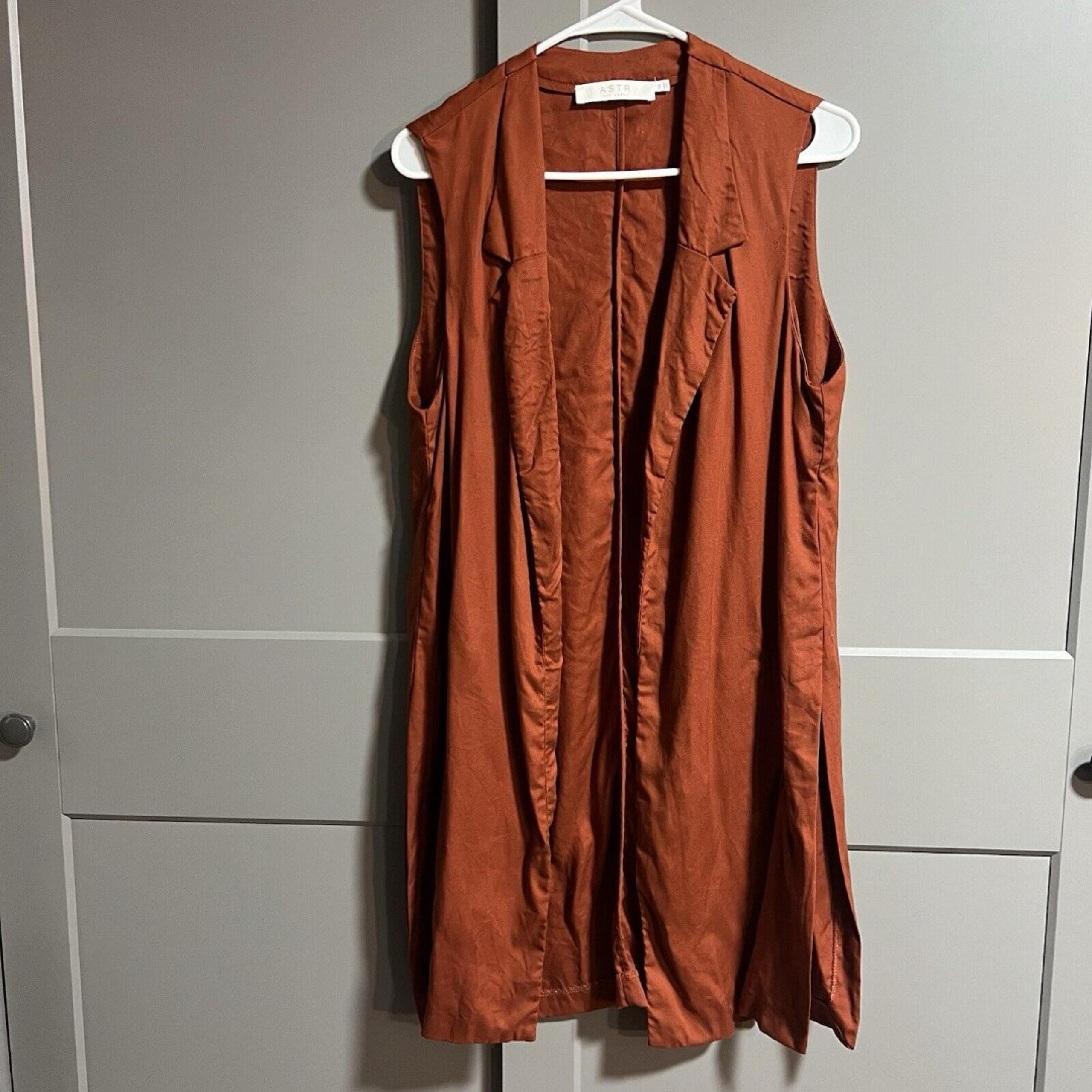 Astr The Label Womens Side Slit Open Front Vest Cardigan Brown Size XS