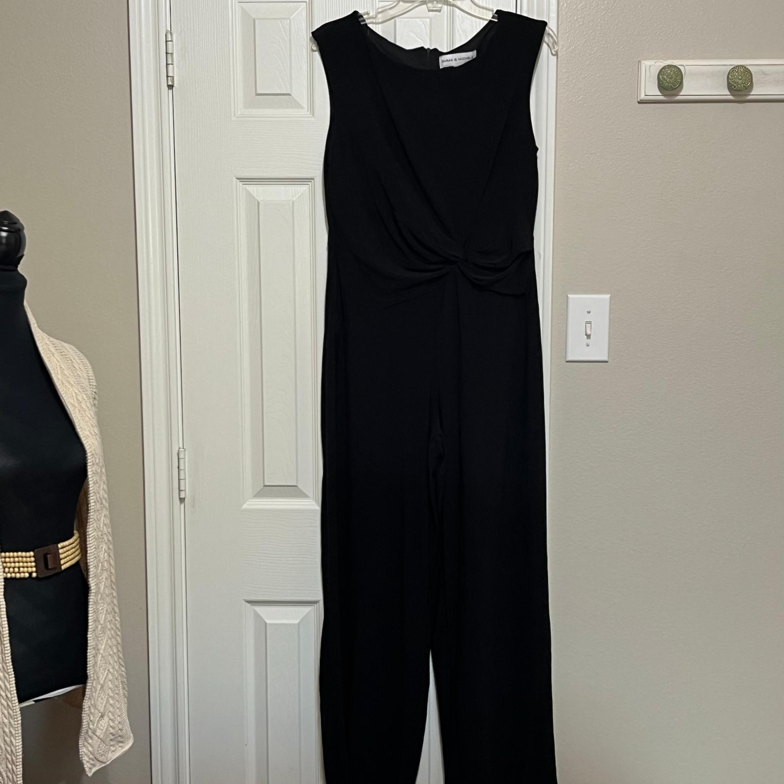 Emma & Michelle Women’s Knit Jumpsuit Sz Large Black Stretch Sleeveless