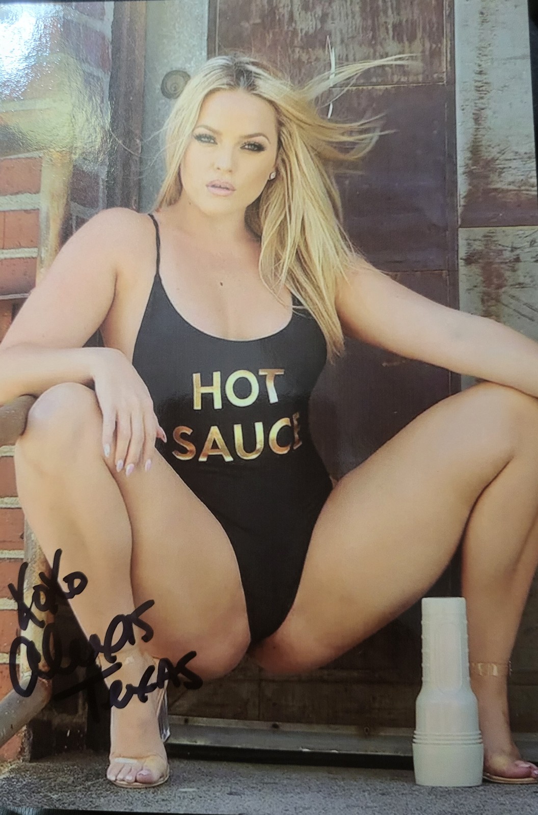 ALEXIS TEXAS AUTOGRAPHED COLOR PICTURE!!! - VERY NICE!!!