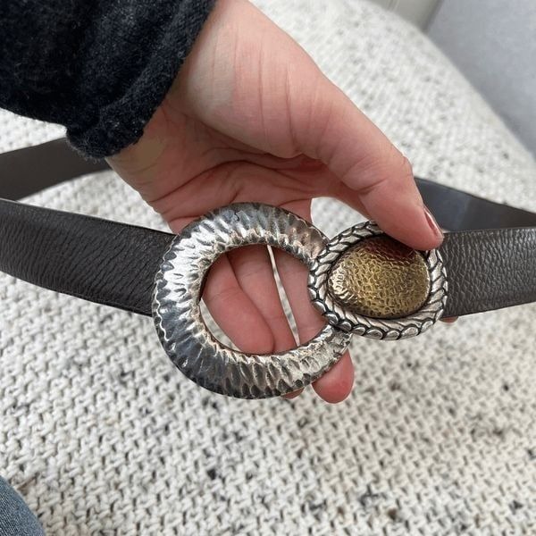 Vintage 90s Chico's Hammered Metal Buckle Thin Belt - Brown Leather, S/M