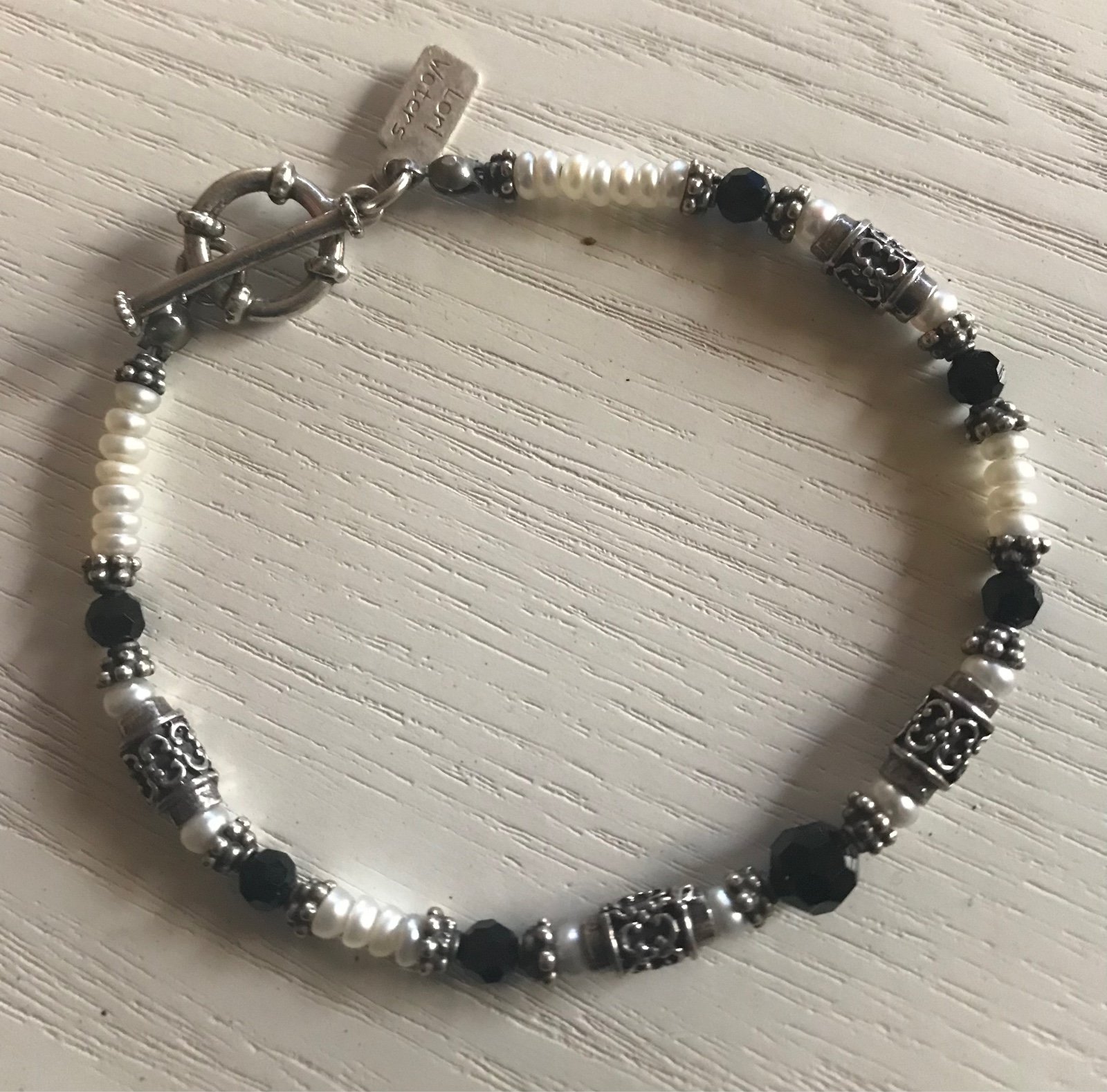 Bracelet / Laurie Waters