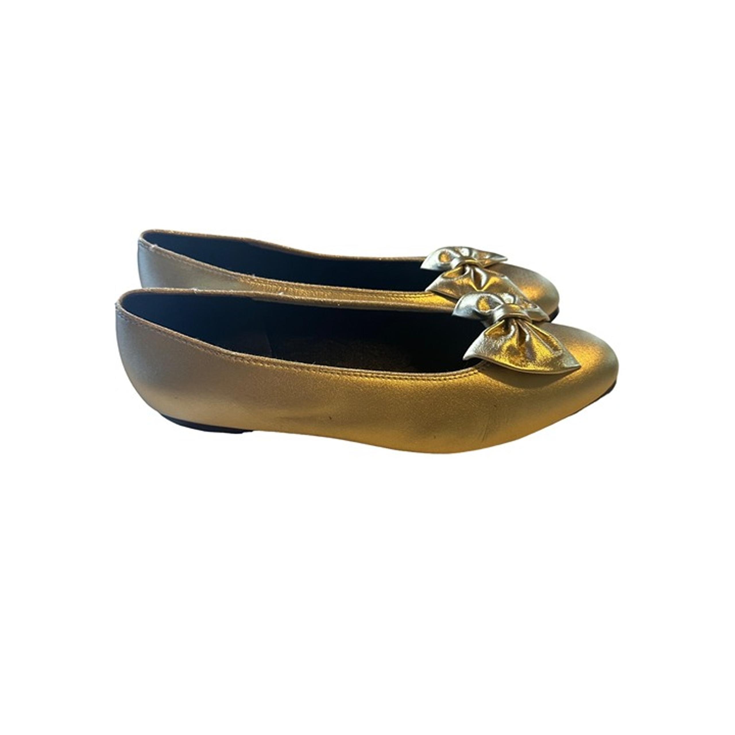 Tiktactoes leather gold bow detain flats size 11 W