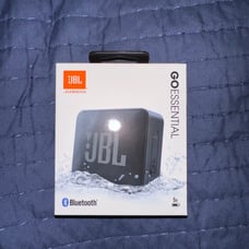 NEW JBL Go Essential Black