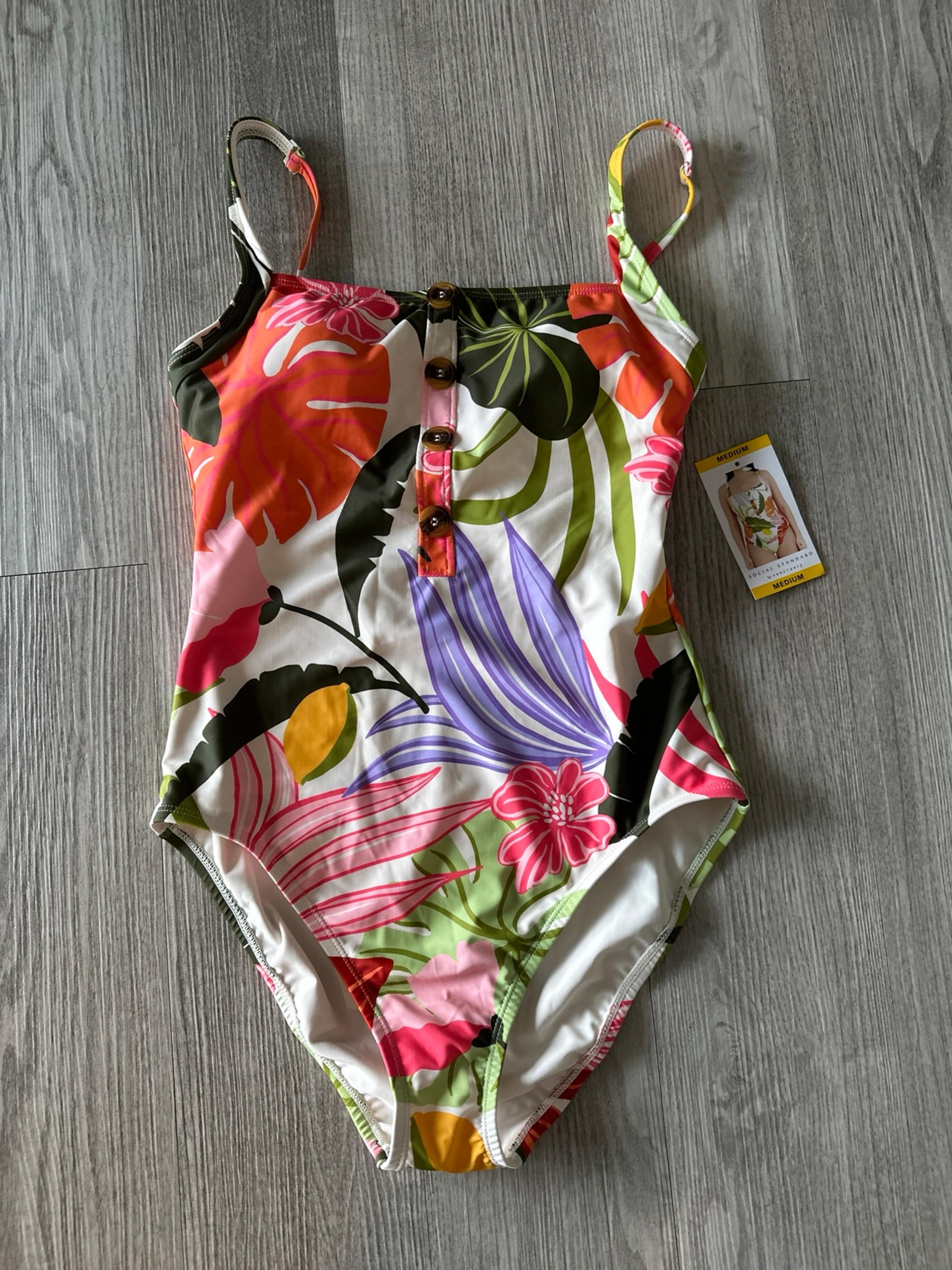 Bathing suit