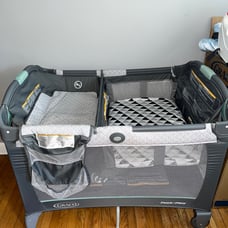 Graco Pack and Play Change ‘n Carry Playard | 40x28.5x29 in.| 23Ibs