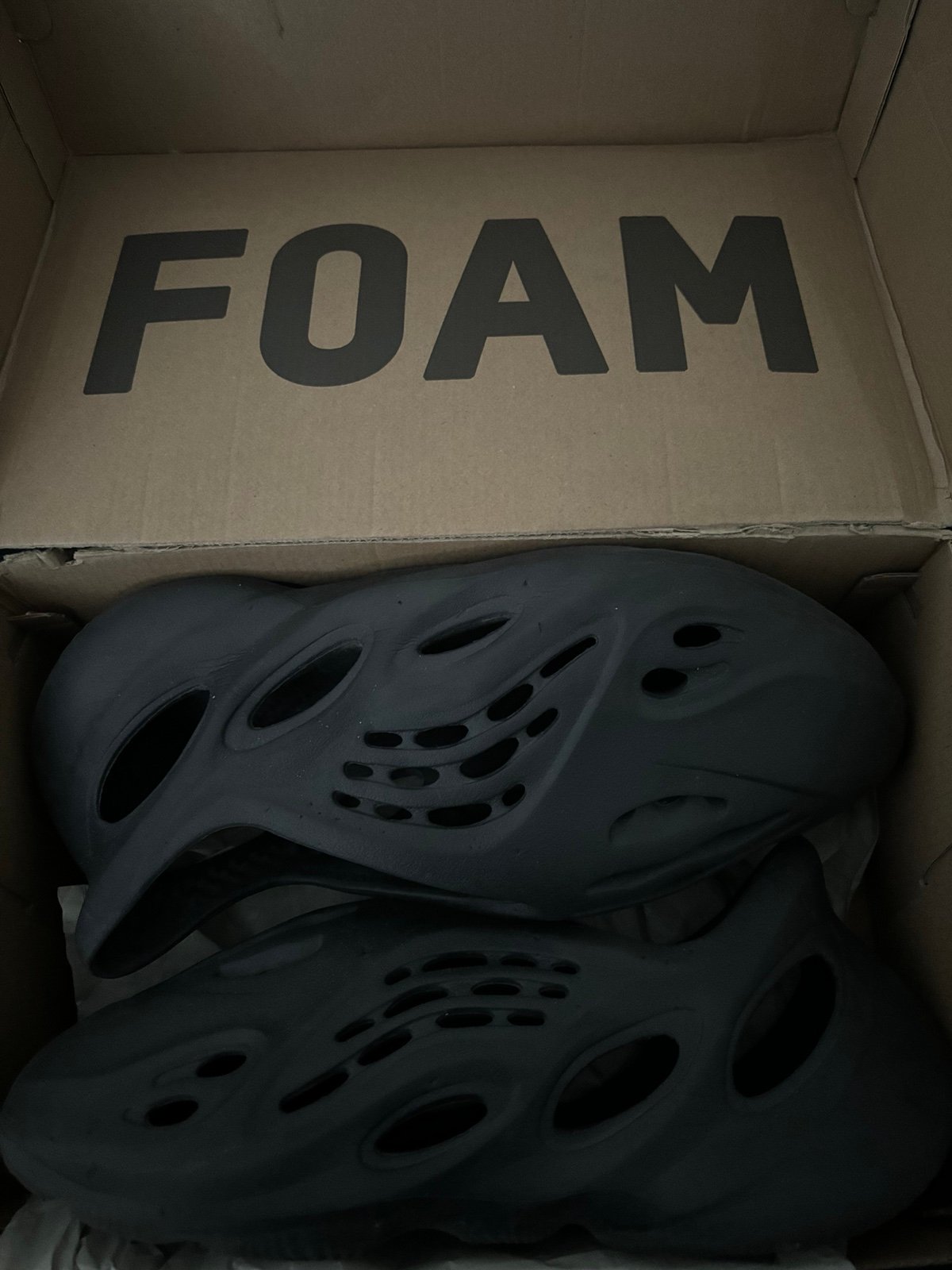 Yeezy foamrunner