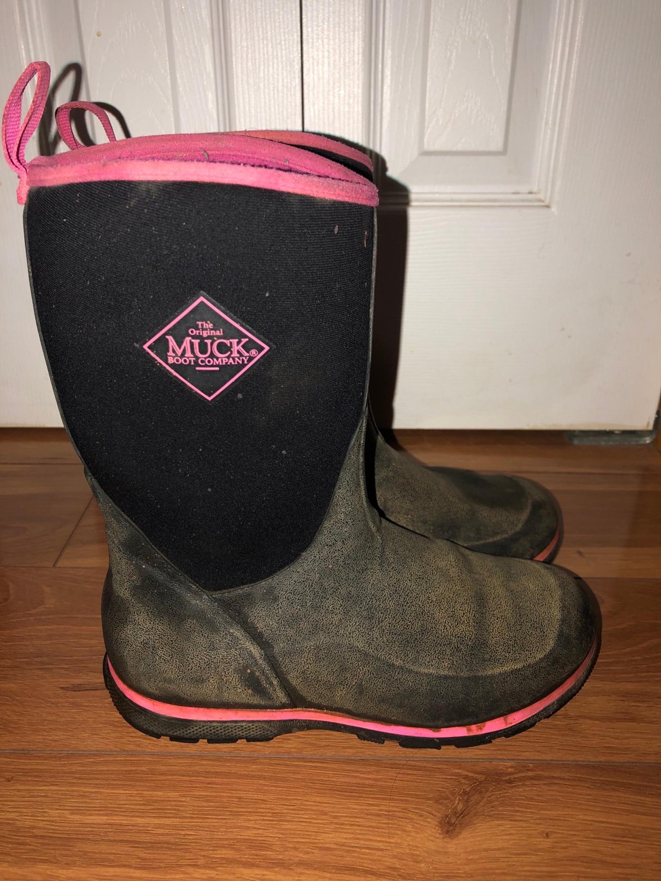 Muck boots