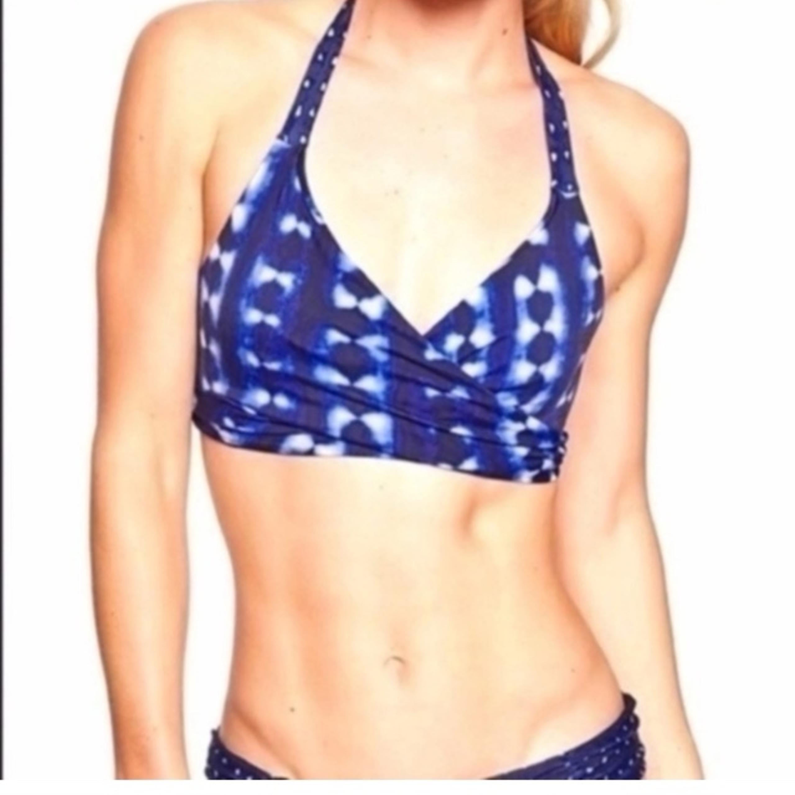 ATHLETA I Bikini Swim Top Wrap Zuma Mashiko Print Bra Size 34 B/C