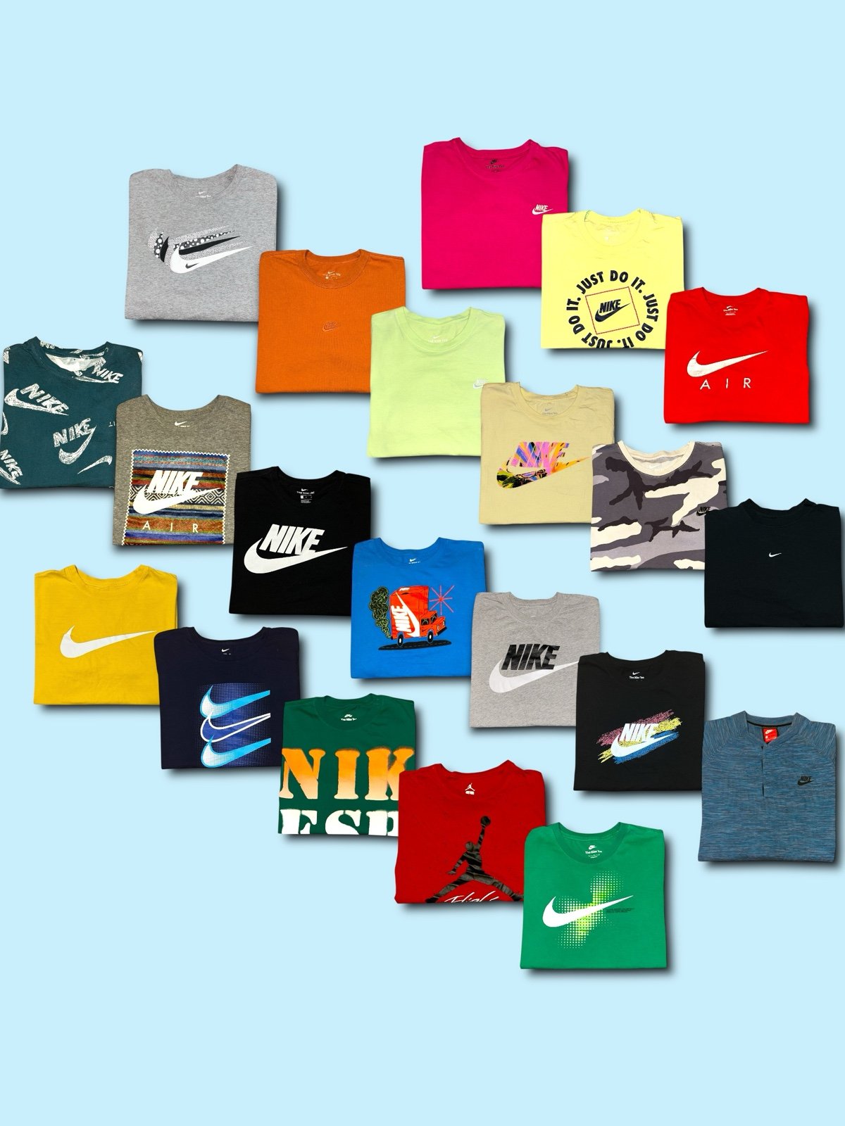 Nike sportswear t-shirt bundle lots of 21 men’s large