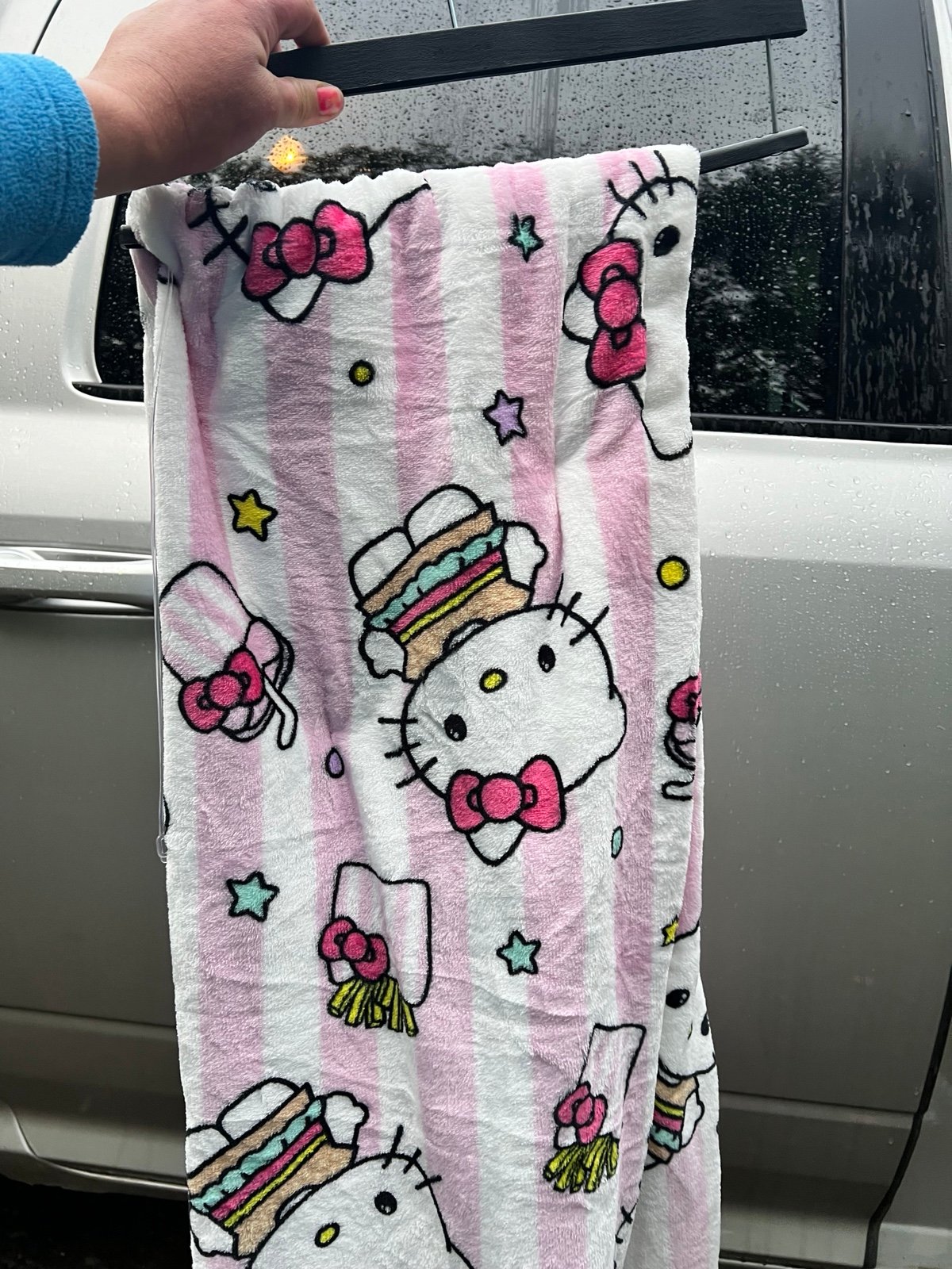 Hello kitty blanket