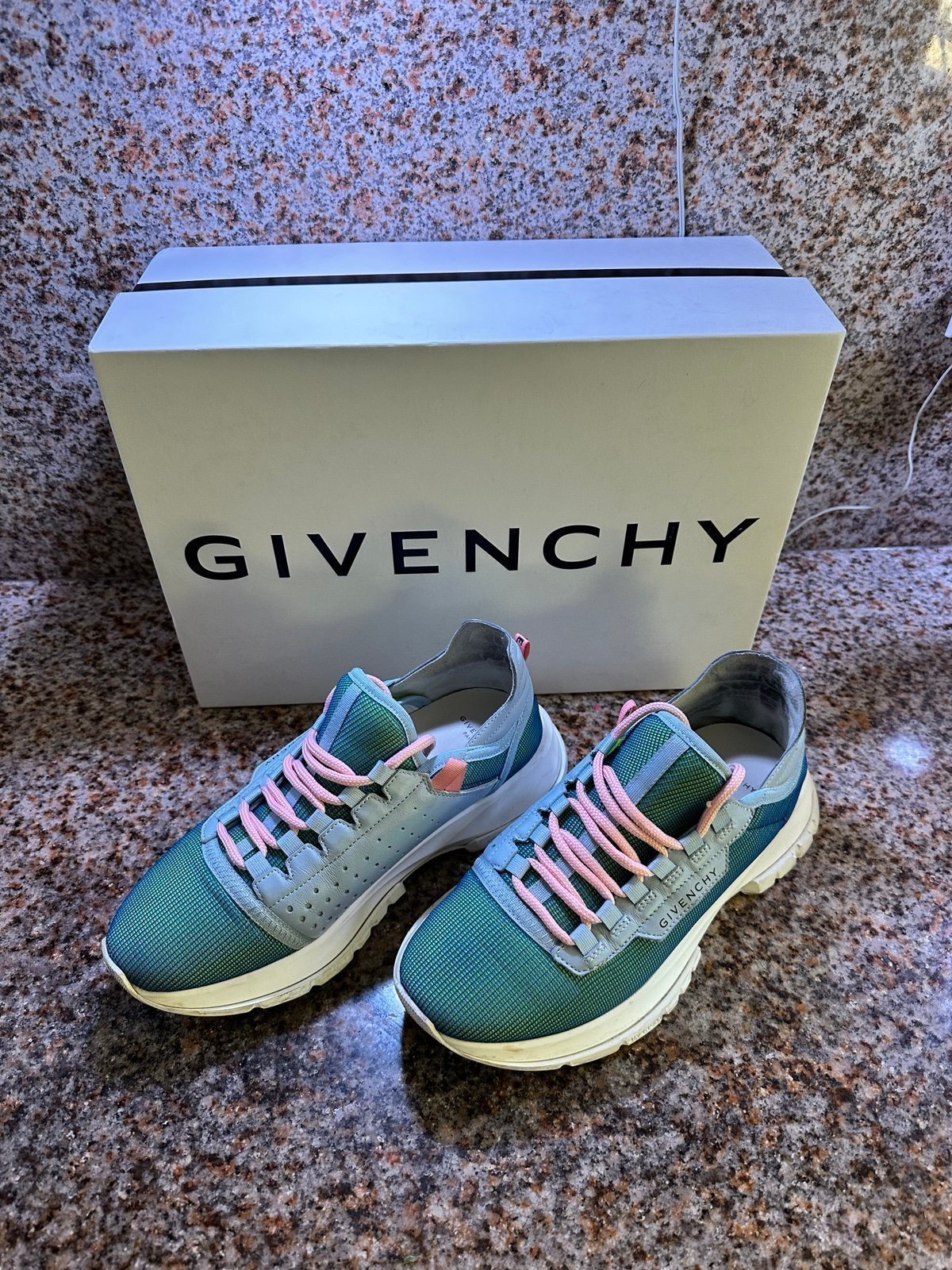 Givenchy Sneakers