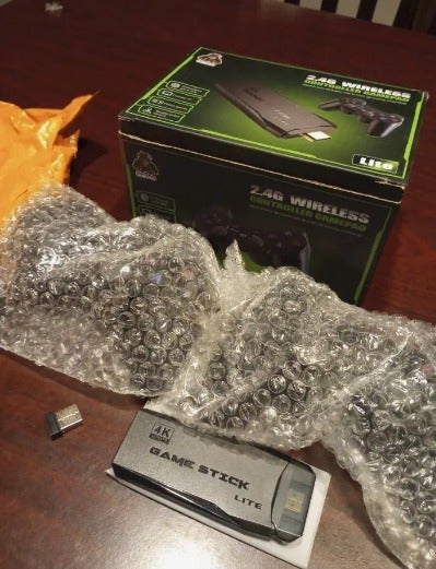 Wireless Retro Game Console，Dual 2.4G Wireless Controllers