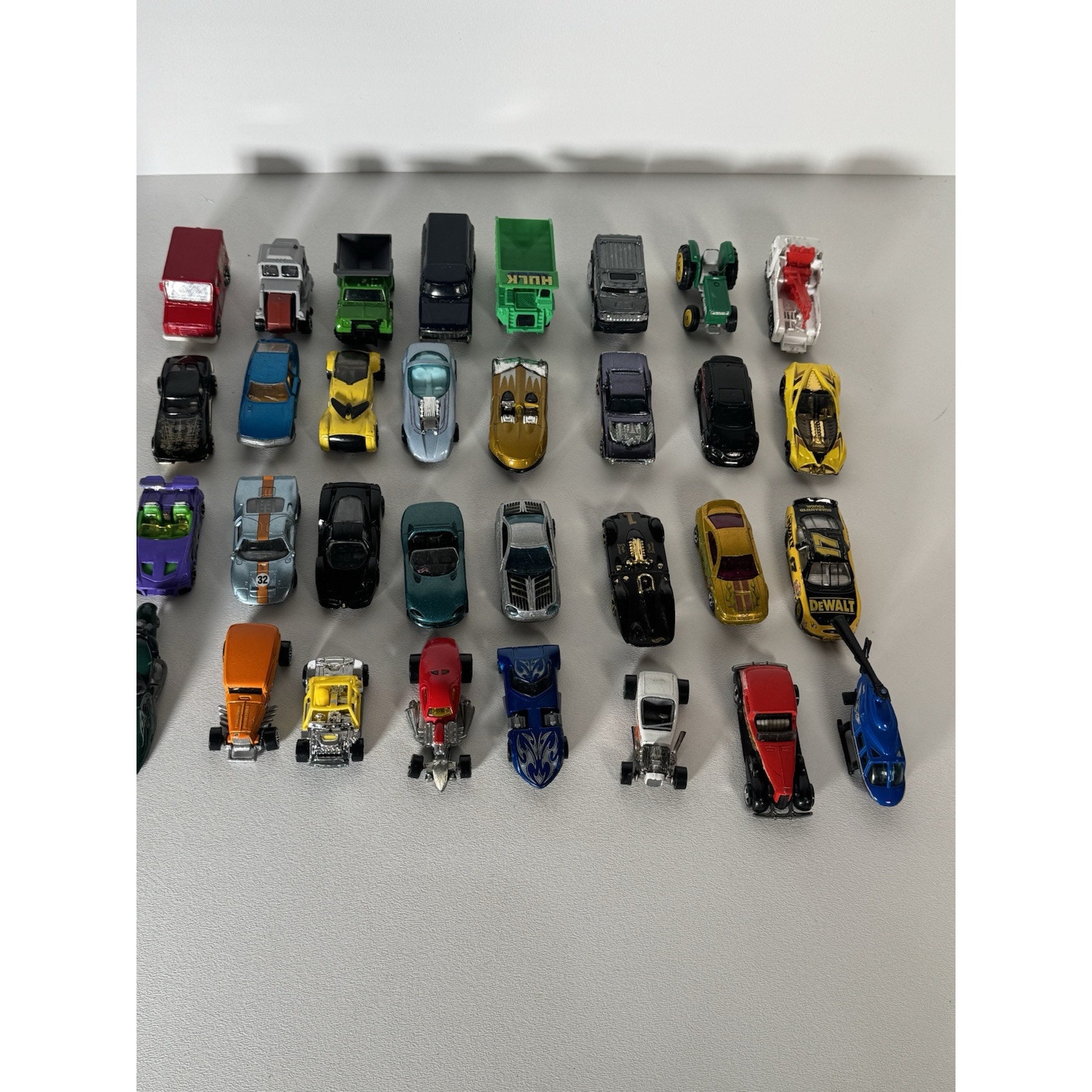 Lot Of 77 Hot Wheels Matchbox And Other Diecast Lot At Least 31 Vintage