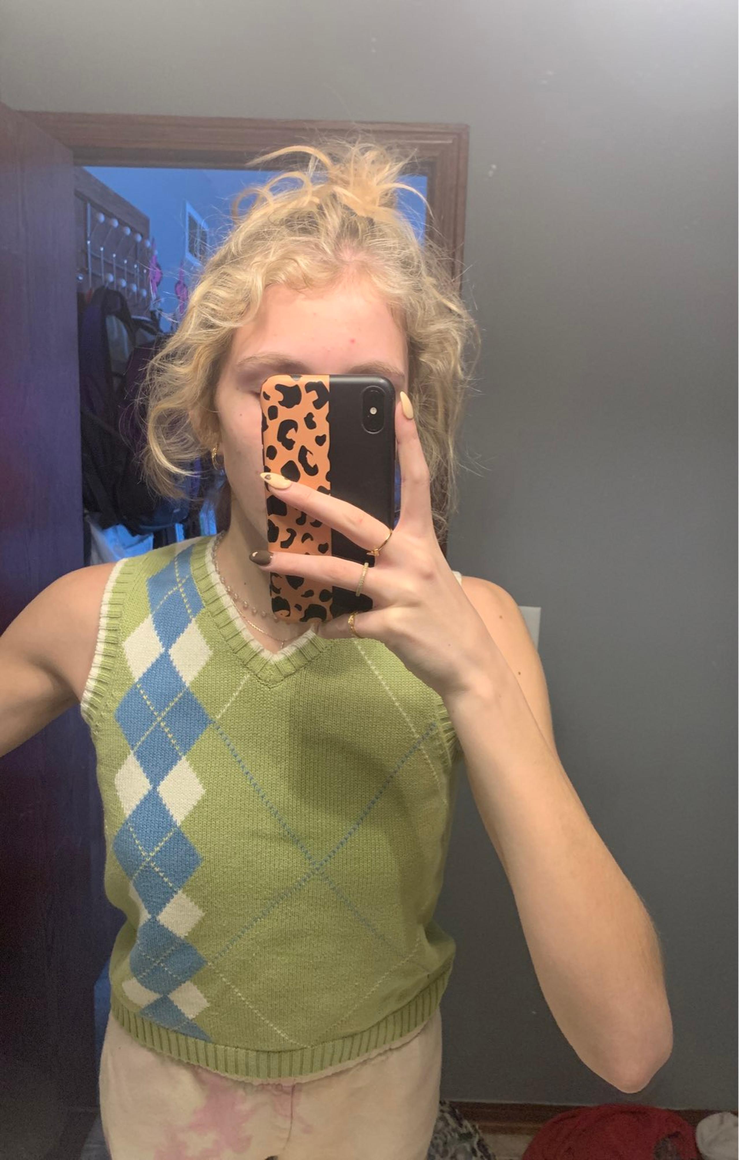 sweater vest