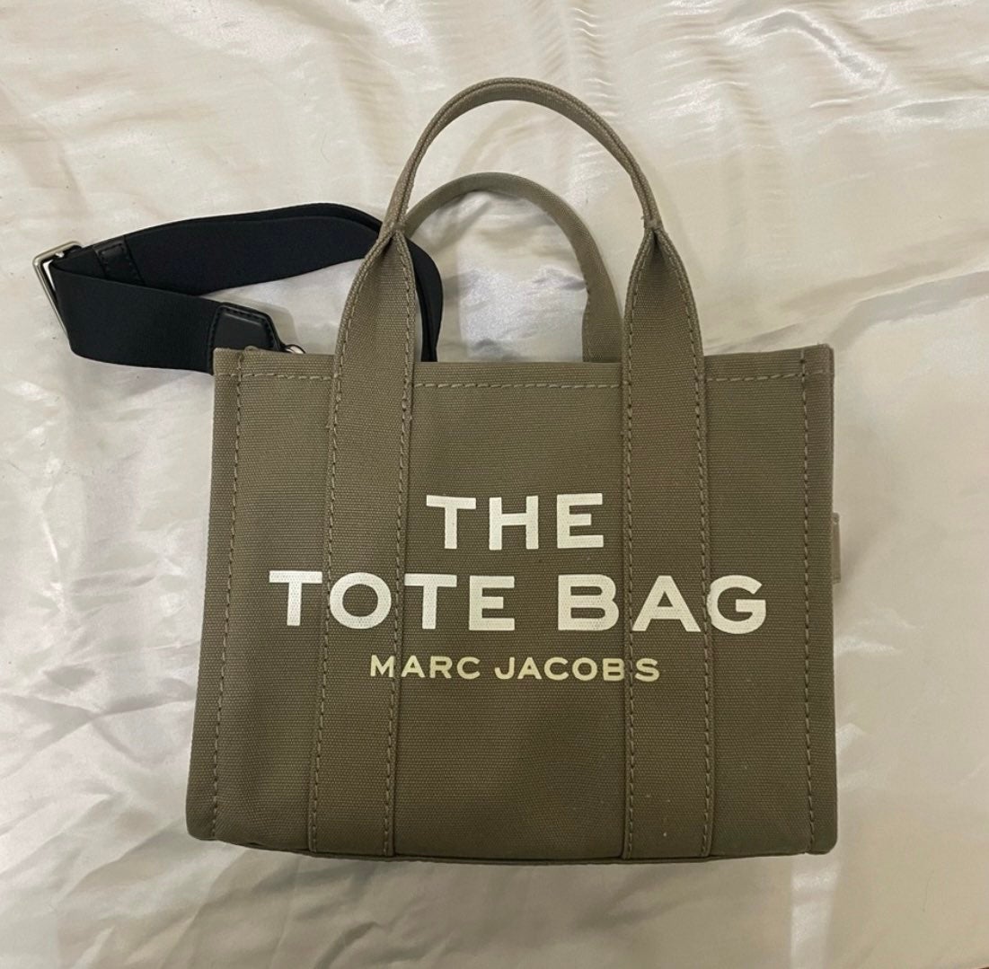 MARC JACOBS Green Tote Bags | Mercari MARC JACOBS Green Tote Bags | Mercari