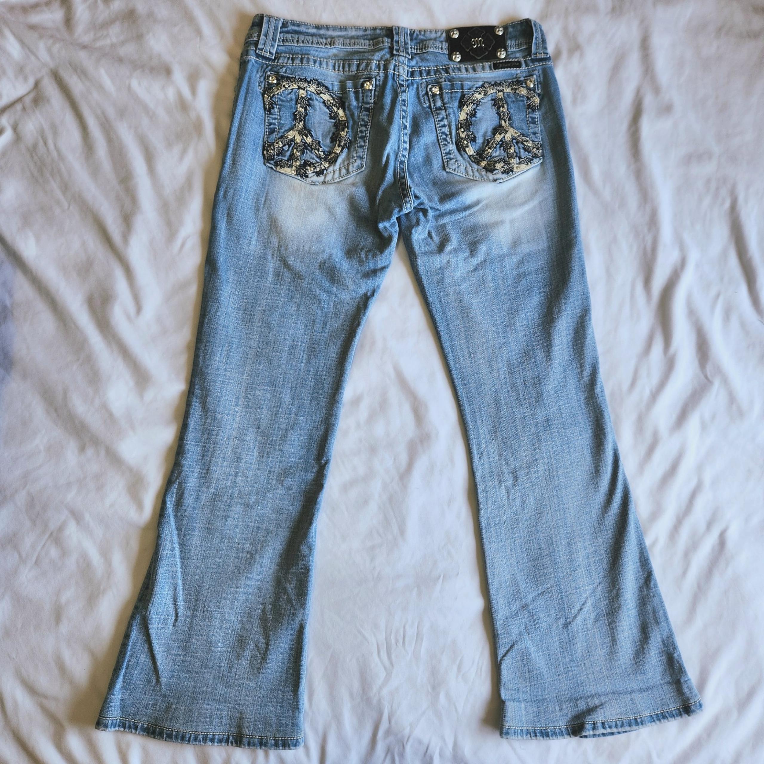 Miss Me JP356F2R Flare Women's 32 Peace Sign Embellished Light Wash Denim Jeans