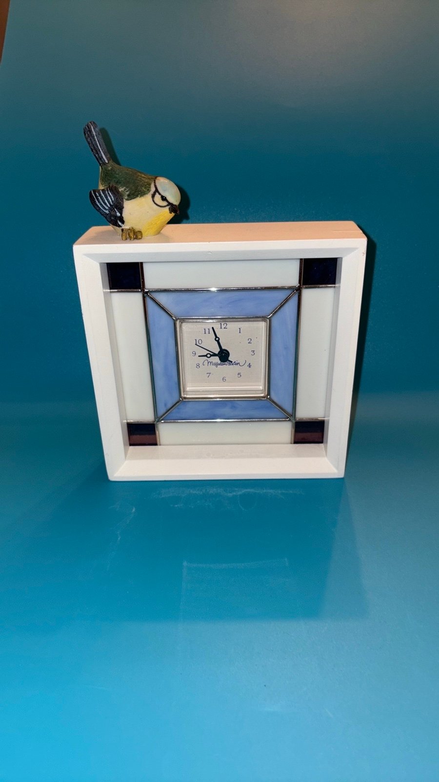 Marjolein Bastin Hallmark Stained Glass Wall/ table Clock with Bird Accent