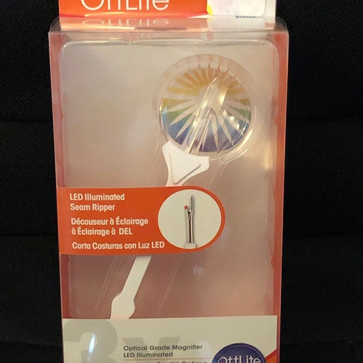 OttLite Seam Ripper with LED Magnifier