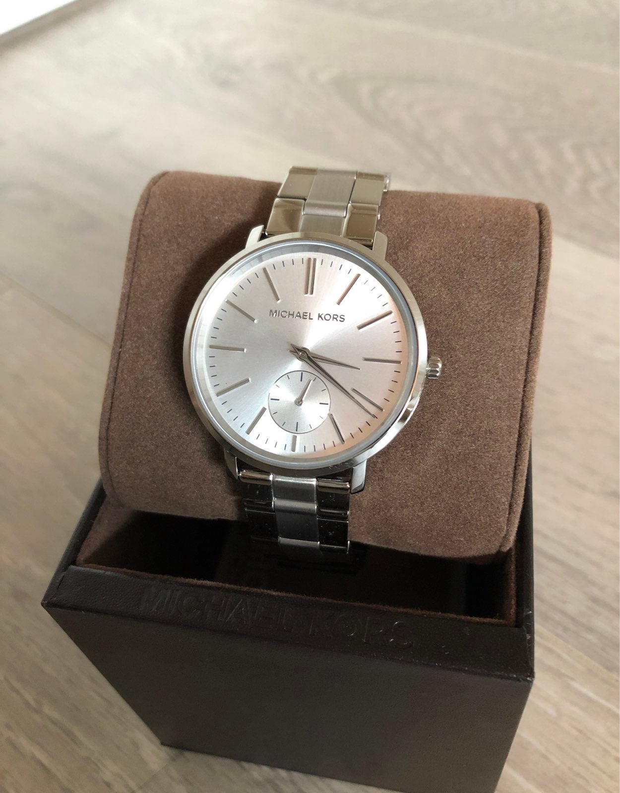 Michael Kors Womens Silver Watch New