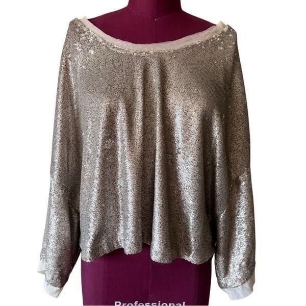 FREE PEOPLE Champagne Dreams Sequin Oversized Crop Top size M Gold
