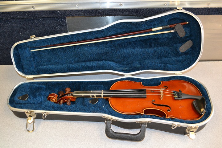 Scherl and Roth A206/C 1/2 Size Violin, Antonius Stradivarius Reproduction