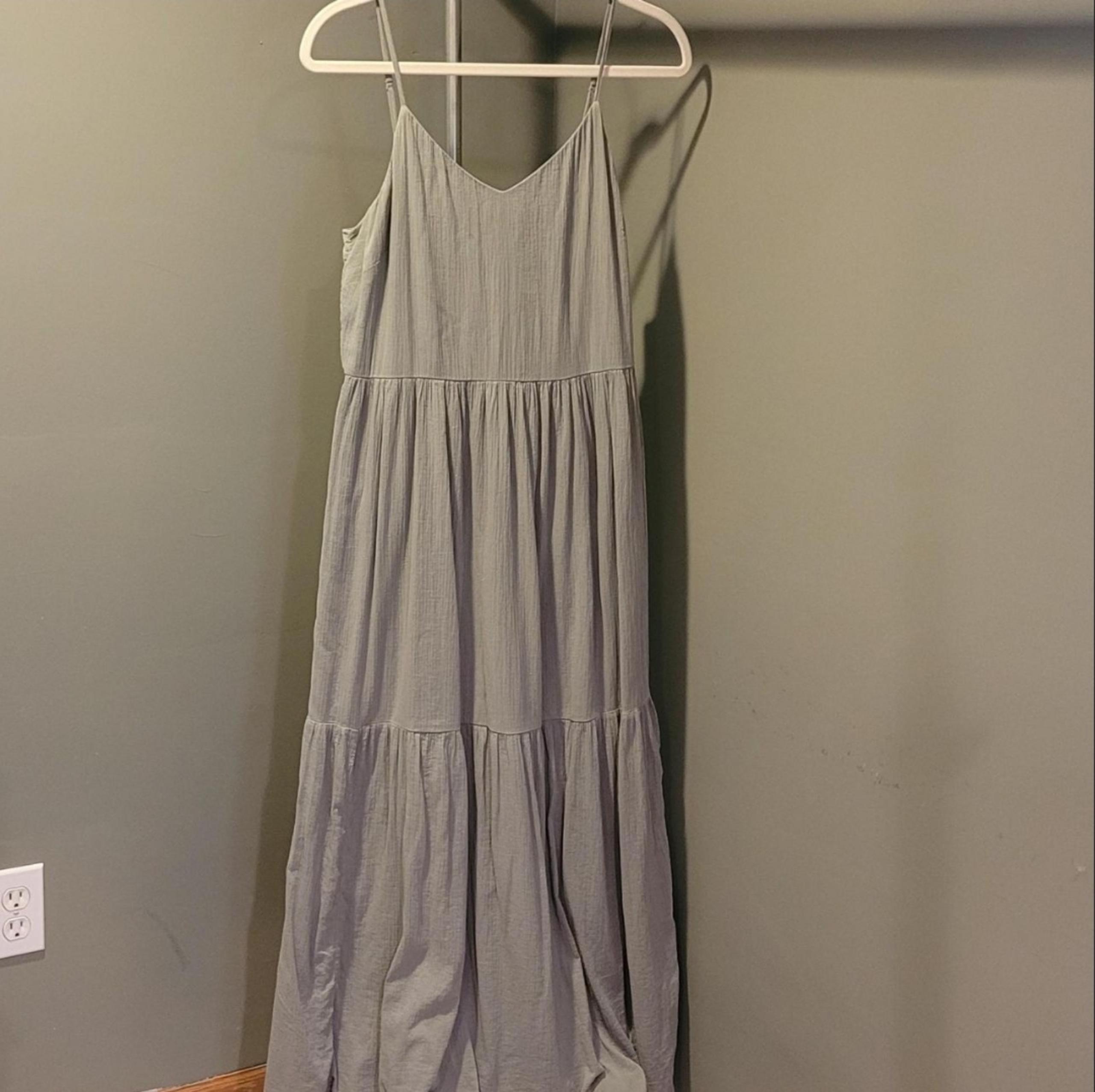Gap Khaki Green Tiered Maxi Dress
