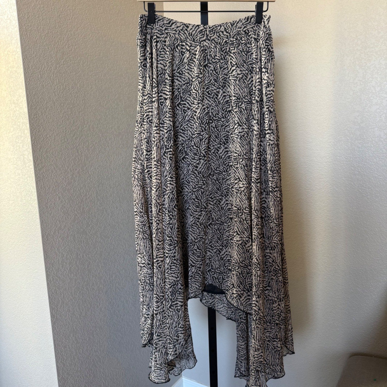 ASTR THE LABEL Animal Instinct Maxi Skirt - Black Taupe Animal Size M