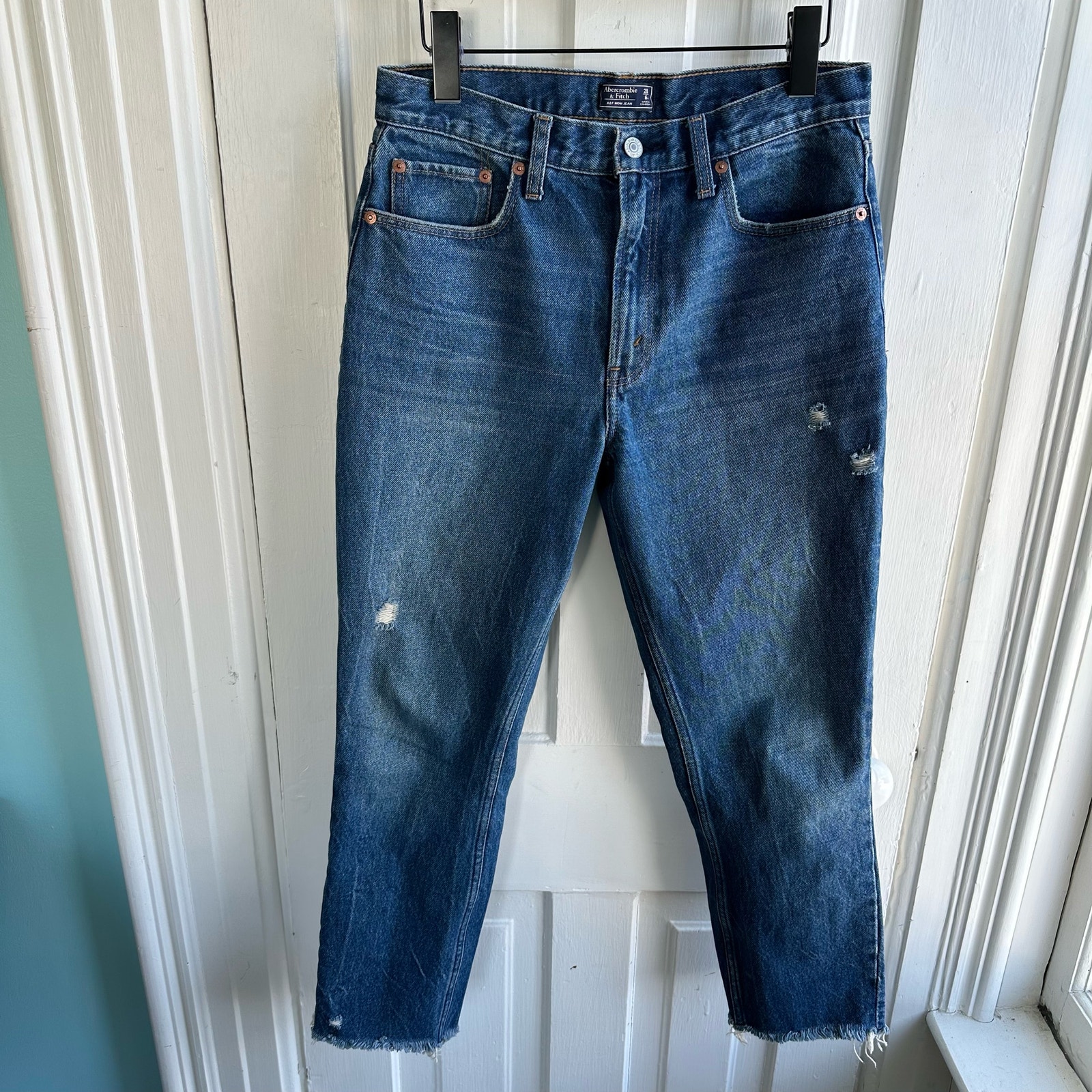 Abercrombie & Fitch A&F Mom Jean Distressed