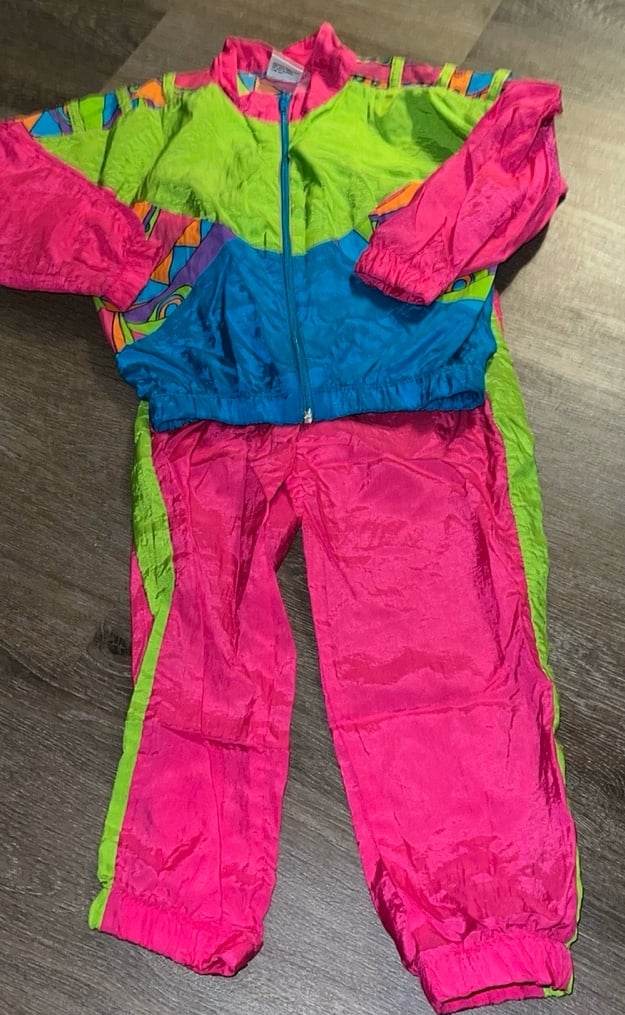 Jetset vintage 80s/90s retro windbreaker set. Jacket pants size 4. GUC.
