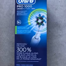 Oral-B Pro 1000 Power Rechargeable Elect