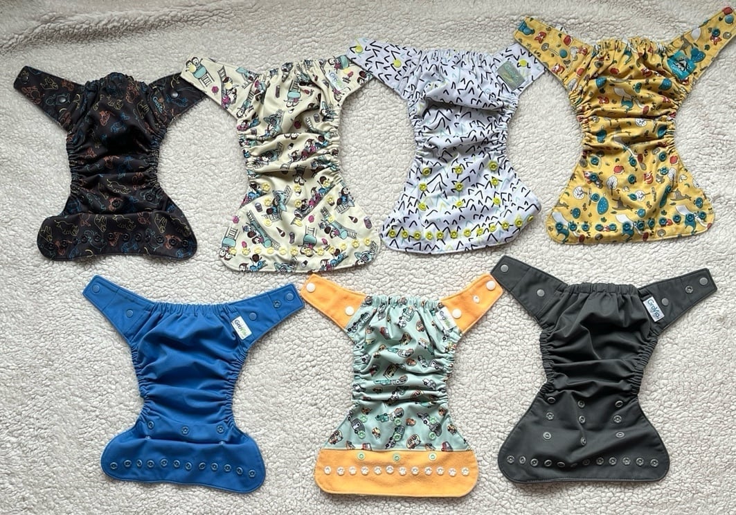 7 Grovia Hybrid Diapers with Snaps (free shipping included in price)