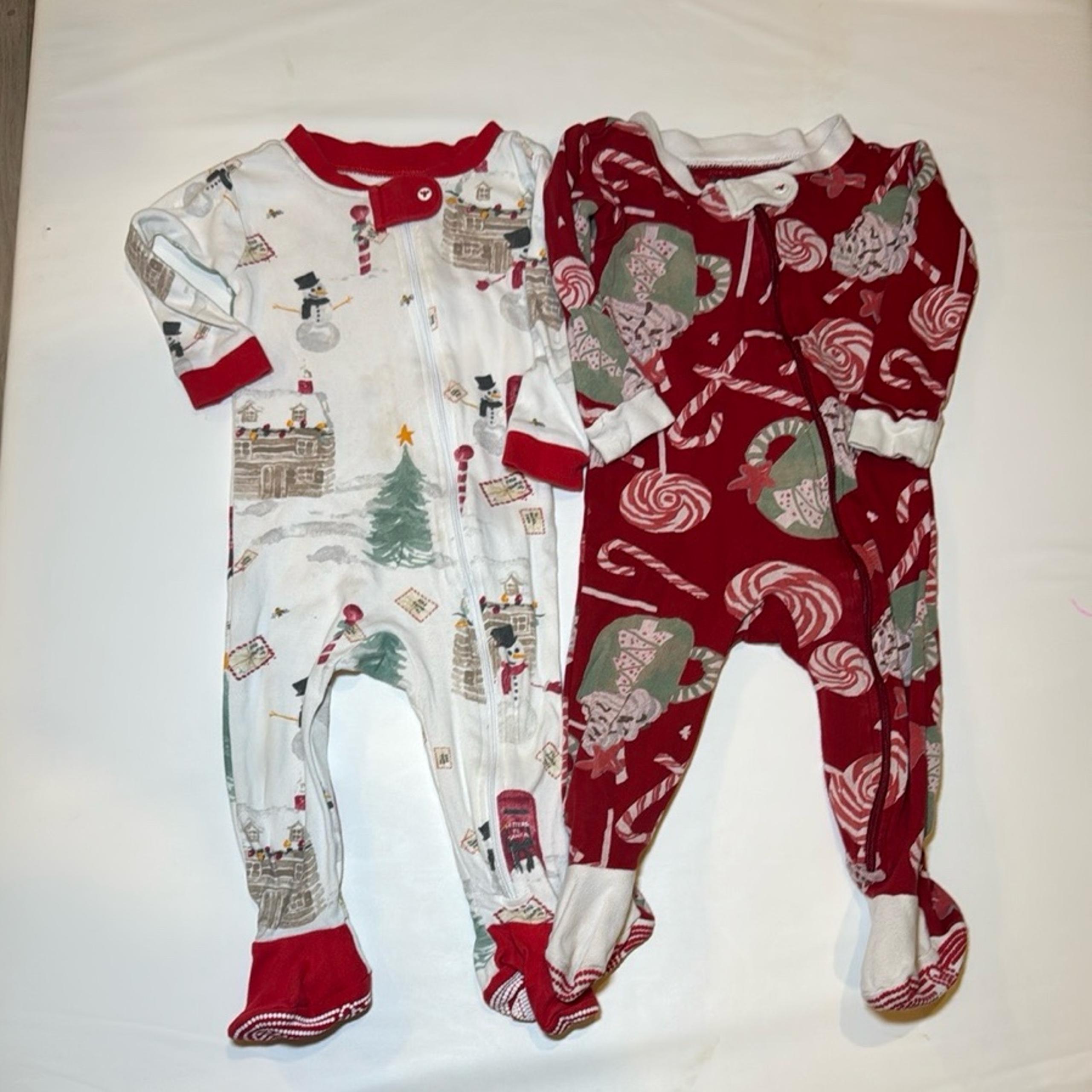 Burt’s Bees Baby 2 Piece Bundle 100% Cotton Christmas Sleepers Size 3-6 Month