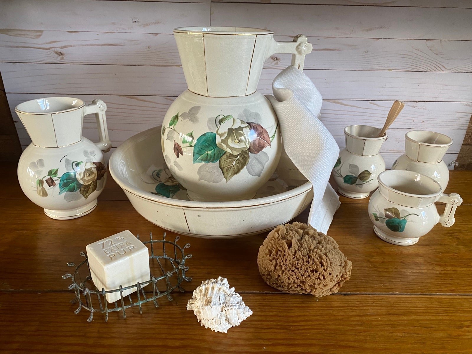 Antique Victorian Ironstone Wash Basin/Pitcher Bath Set