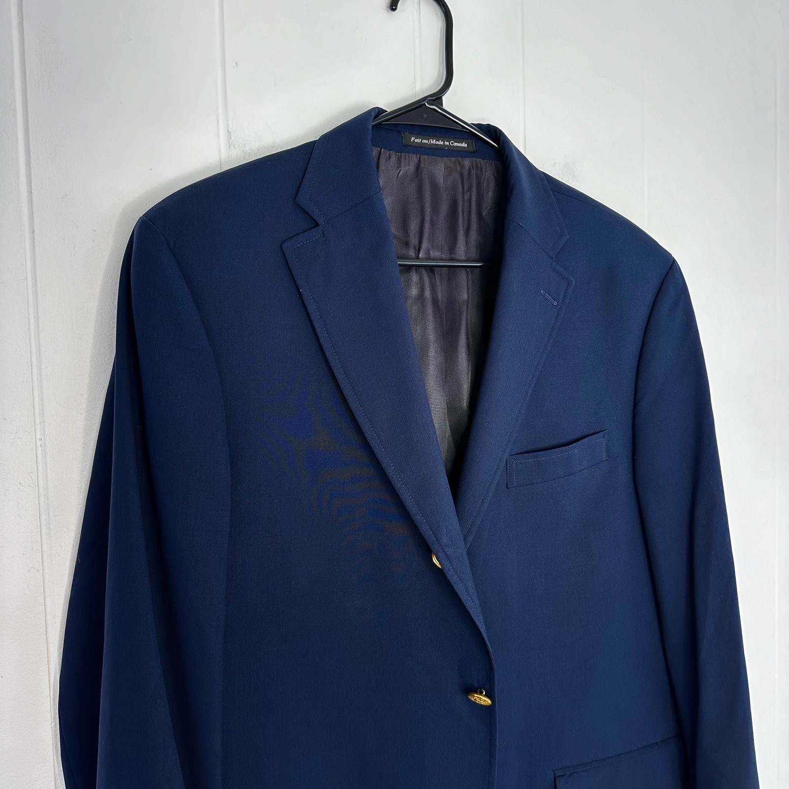 J Press Presstige Navy Blazer w/ Gold Buttons Three button